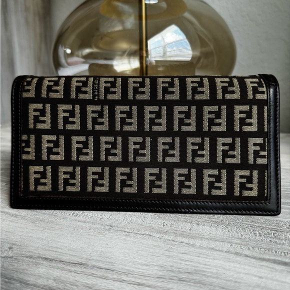 Fendi trifold brown canvas long wallet - Picture 13 of 13